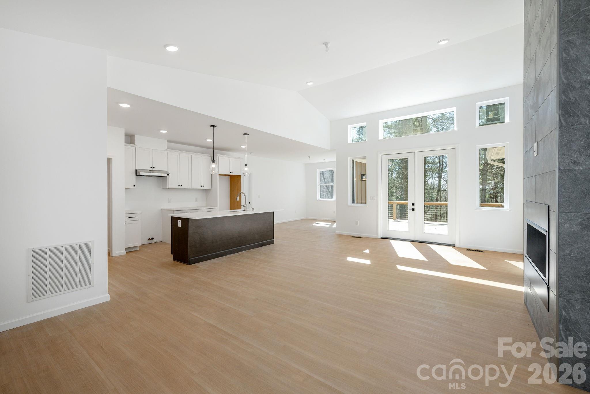 654 Hollybrook Drive — Flat Rock