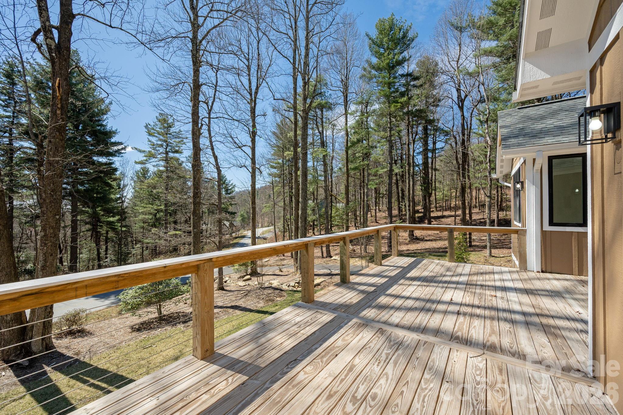 654 Hollybrook Drive — Flat Rock