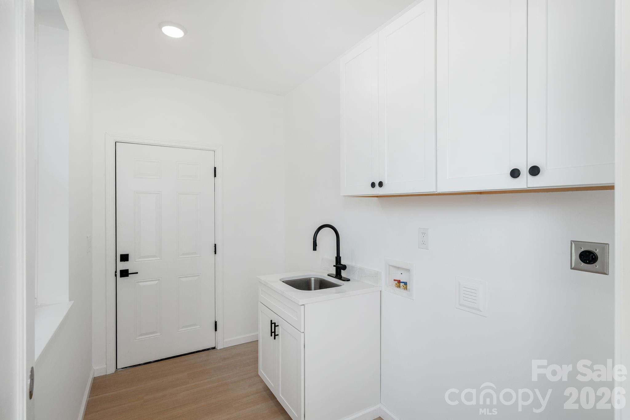 654 Hollybrook Drive — Flat Rock