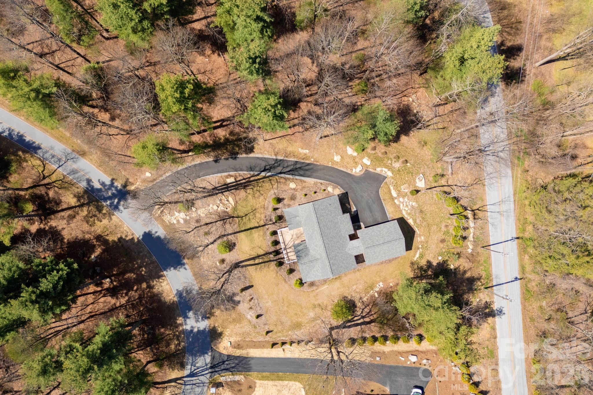 654 Hollybrook Drive — Flat Rock