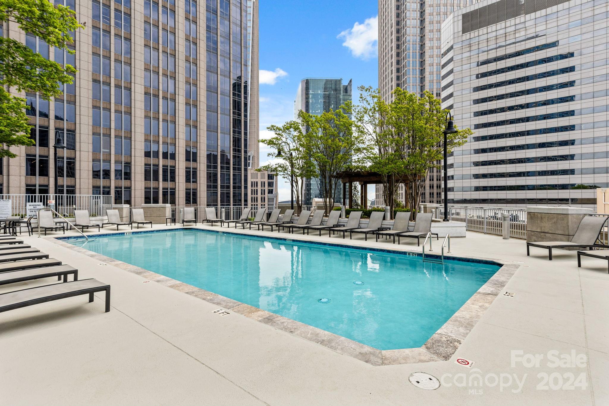 210 N Church Street #2513 — Charlotte