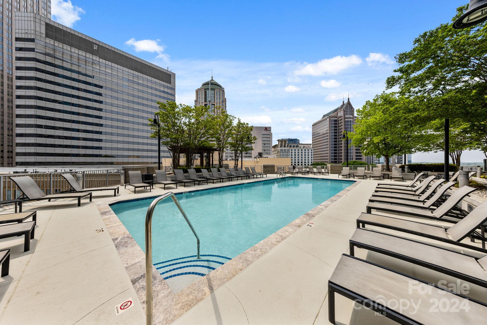 210 N Church Street #2513 — Charlotte