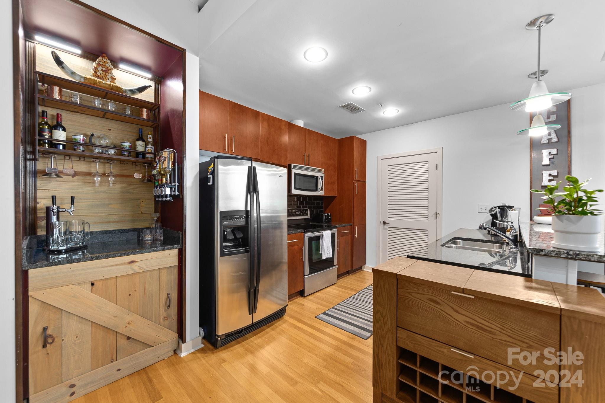 210 N Church Street #2513 — Charlotte