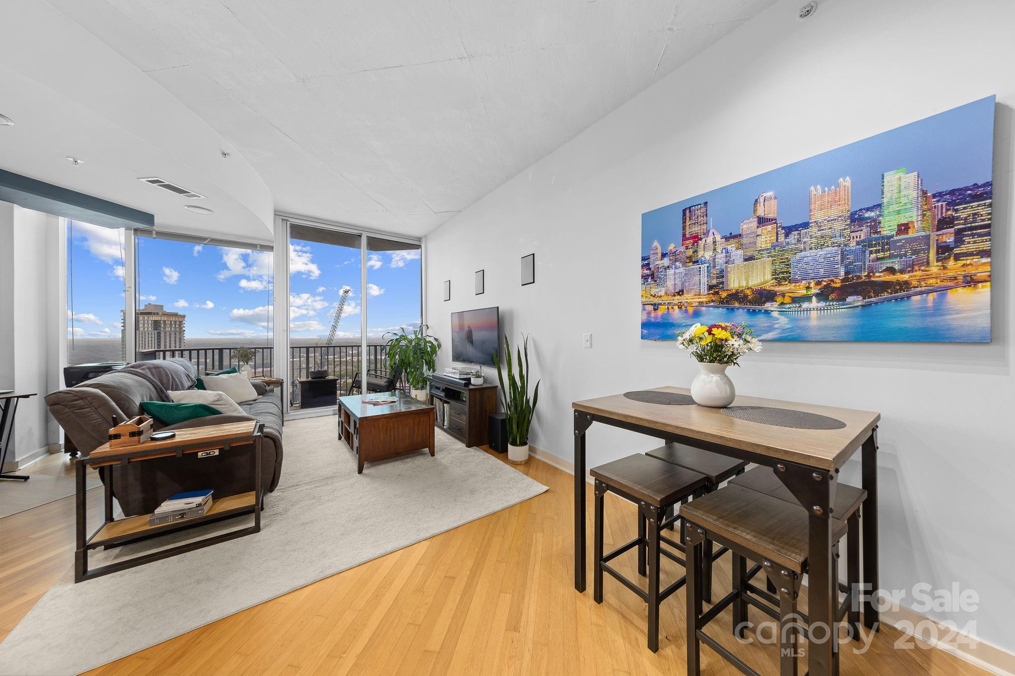 210 N Church Street #2513 — Charlotte
