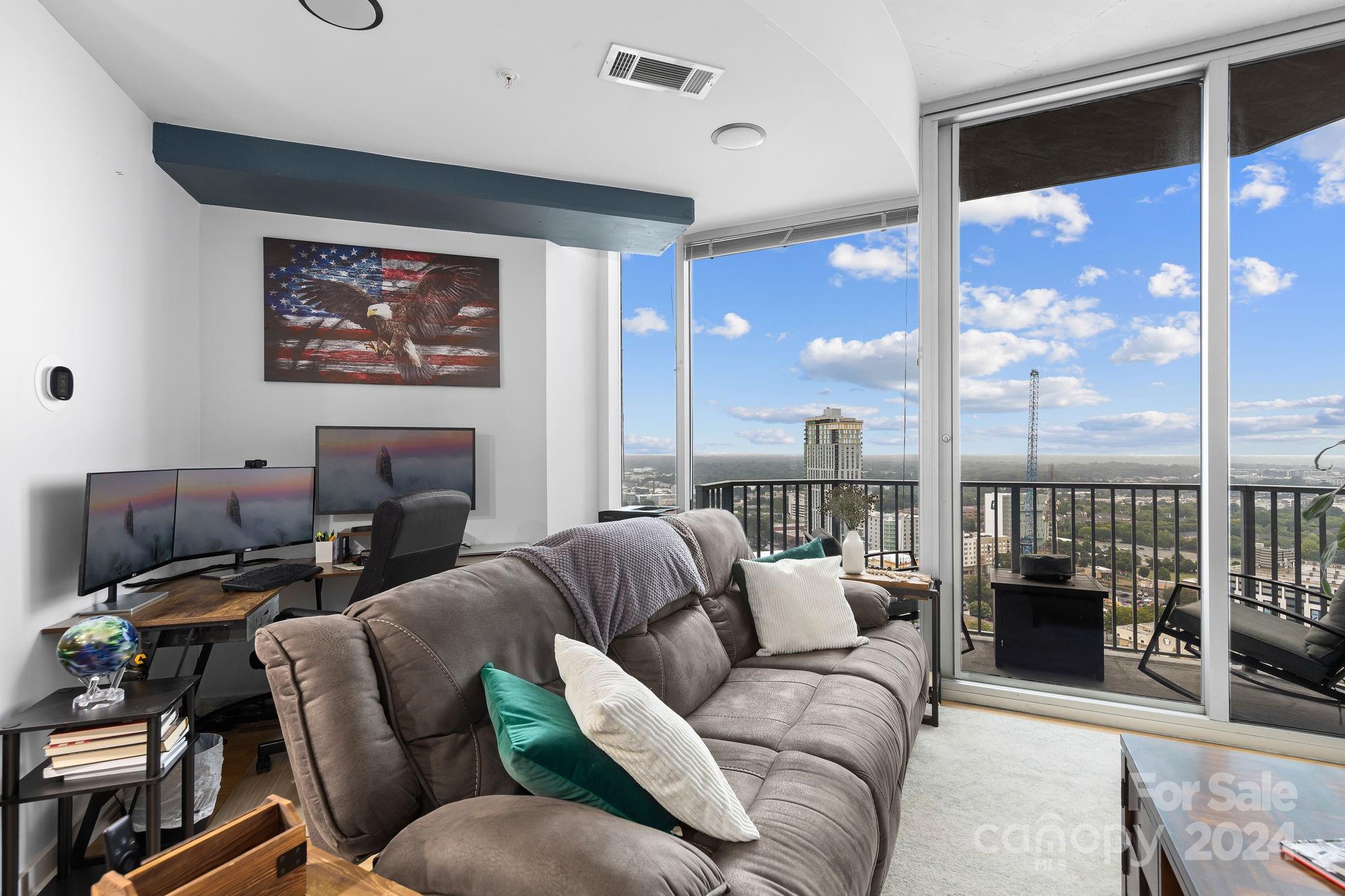 210 N Church Street #2513 — Charlotte
