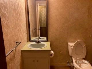 432 E MAGNOLIA Road — North Wilkesboro