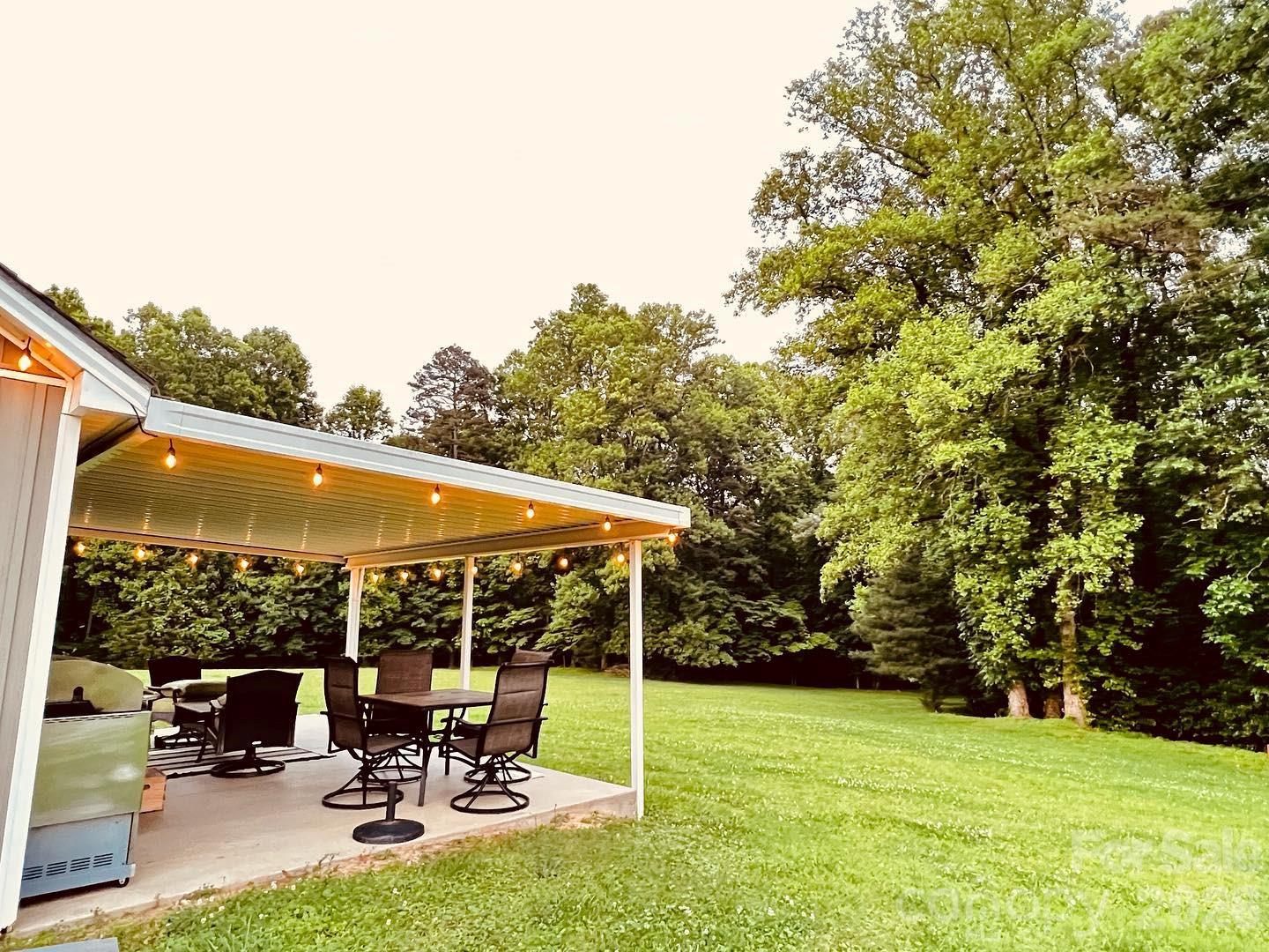 1104 old HWY 60 Highway — Wilkesboro