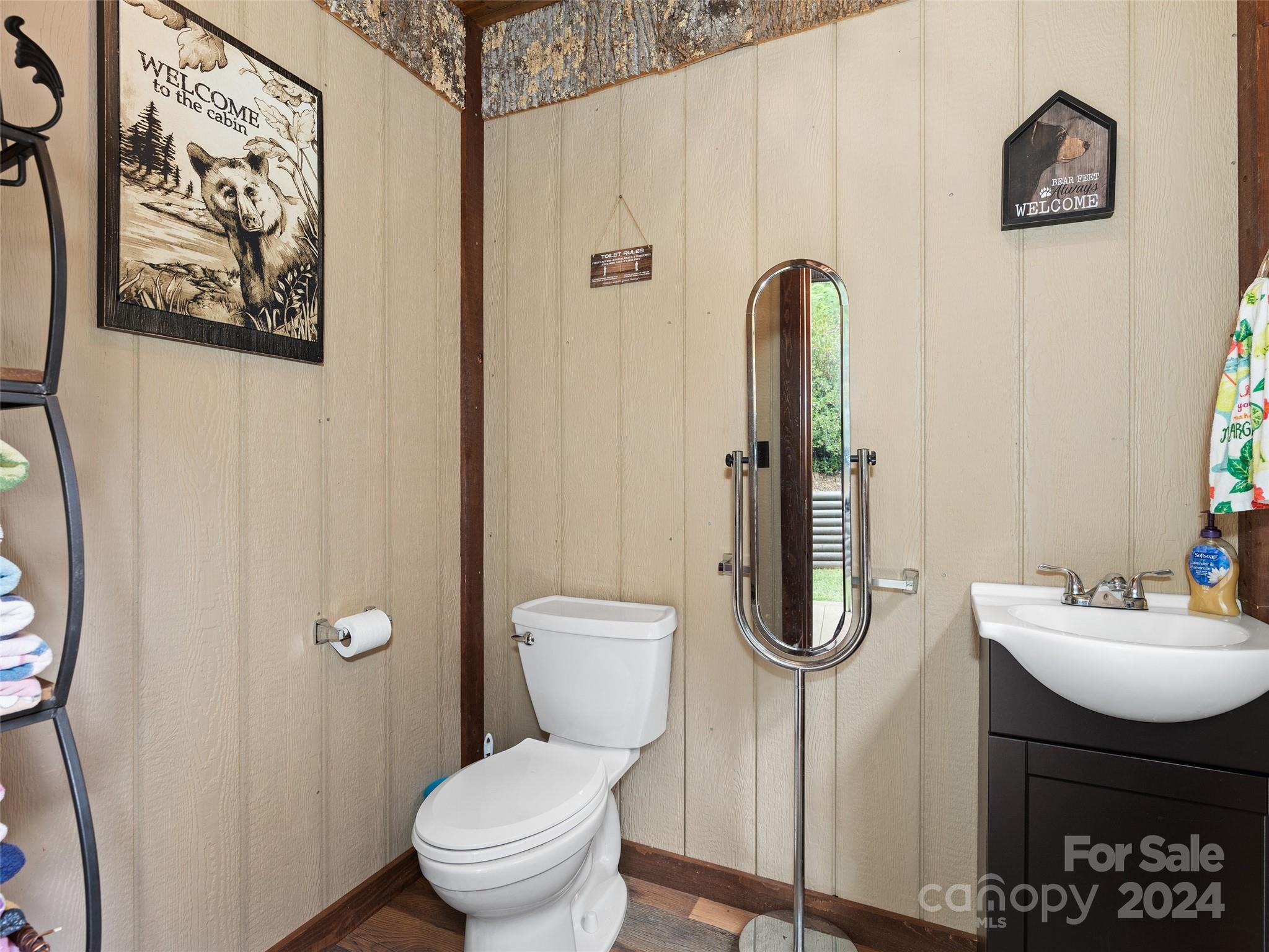 80 Austins Trail — Canton