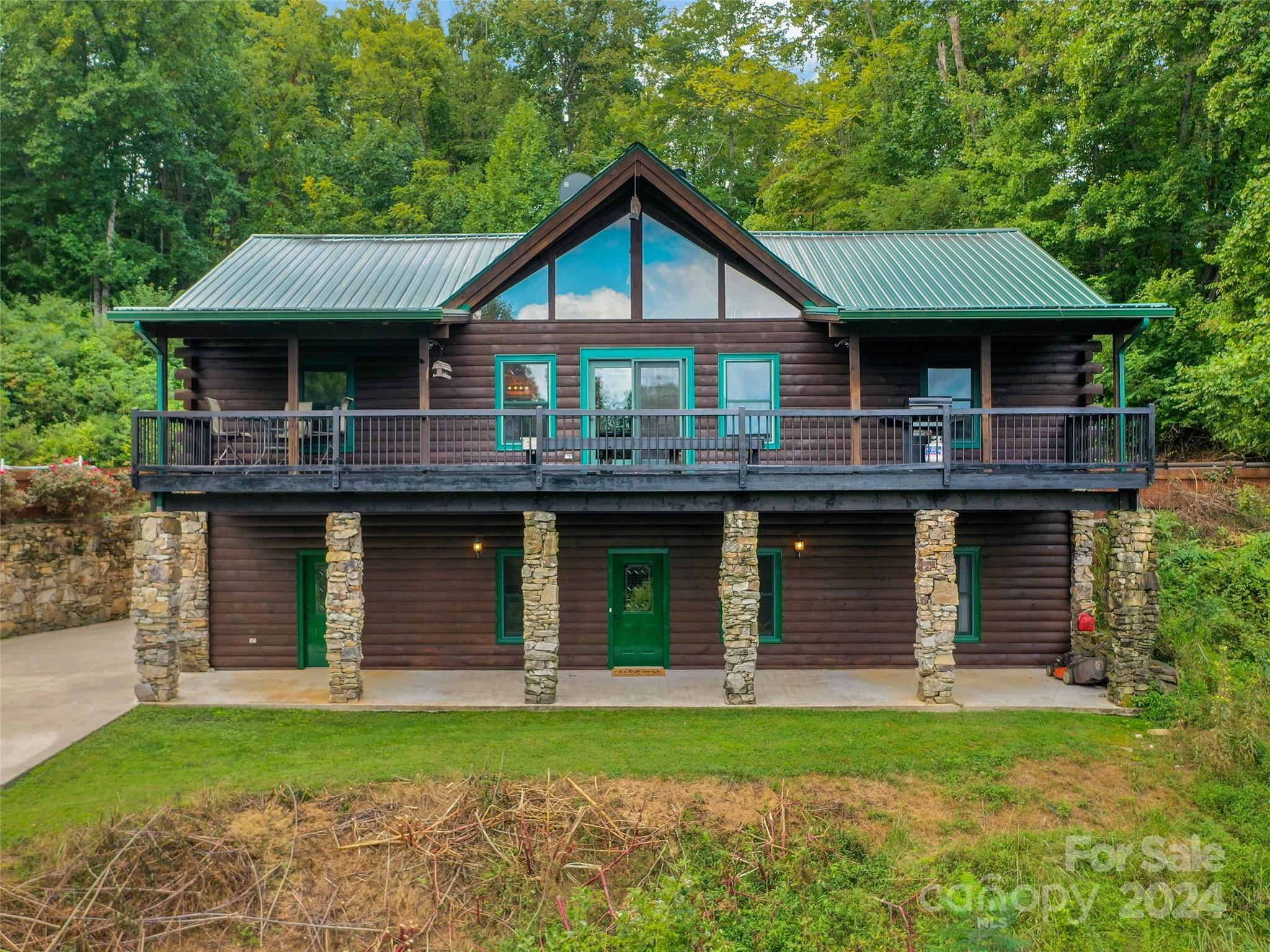 80 Austins Trail — Canton