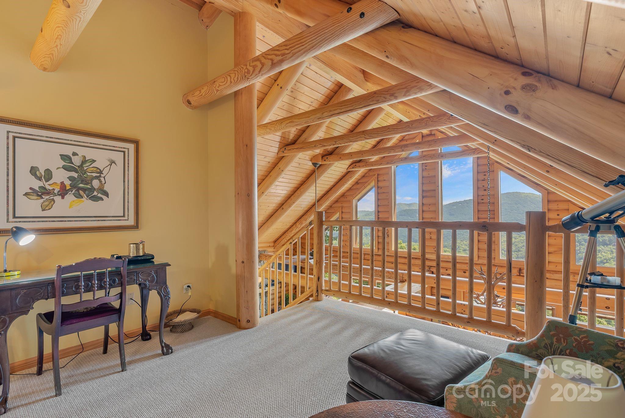 90 Forest Ridge Road — Burnsville