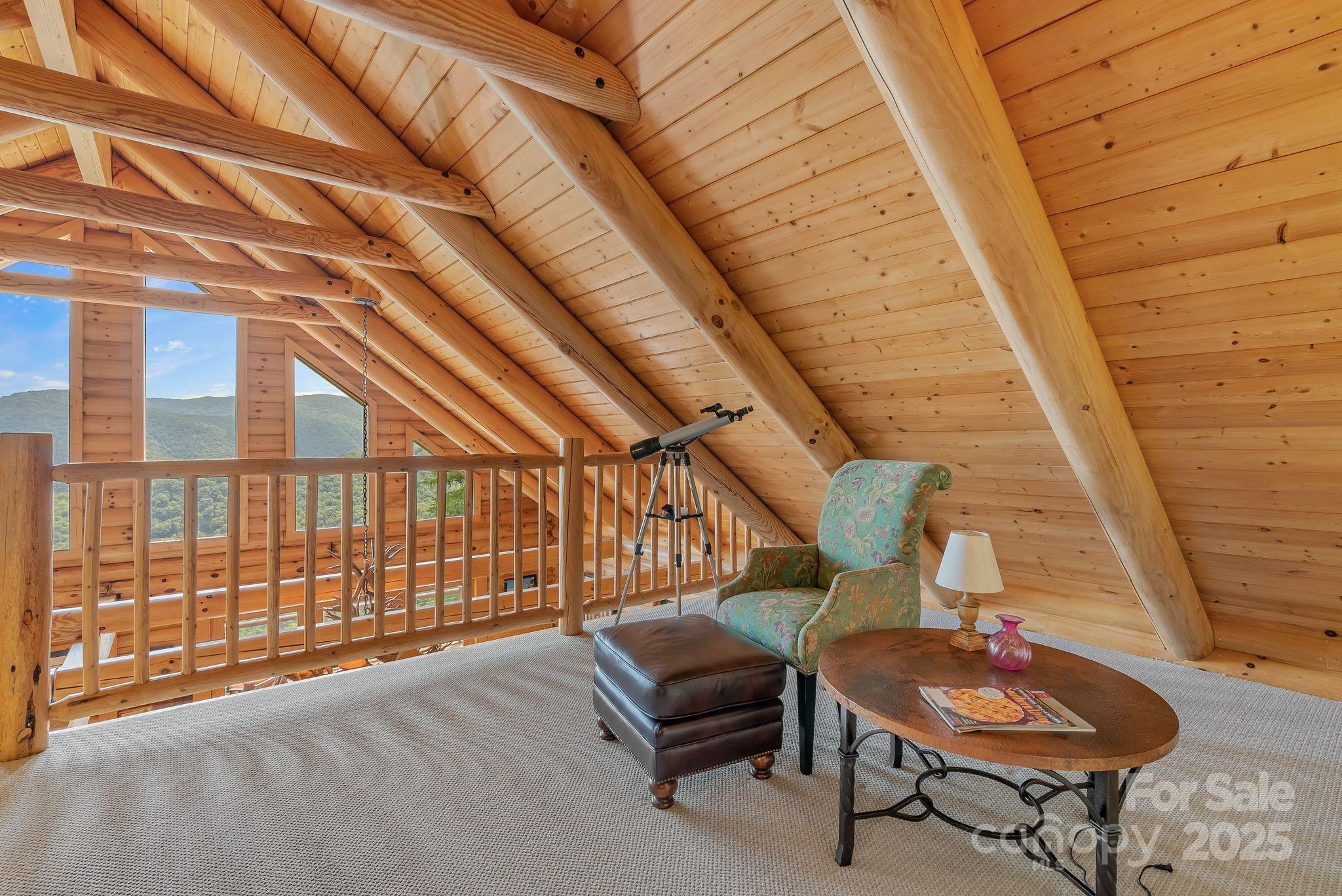 90 Forest Ridge Road — Burnsville