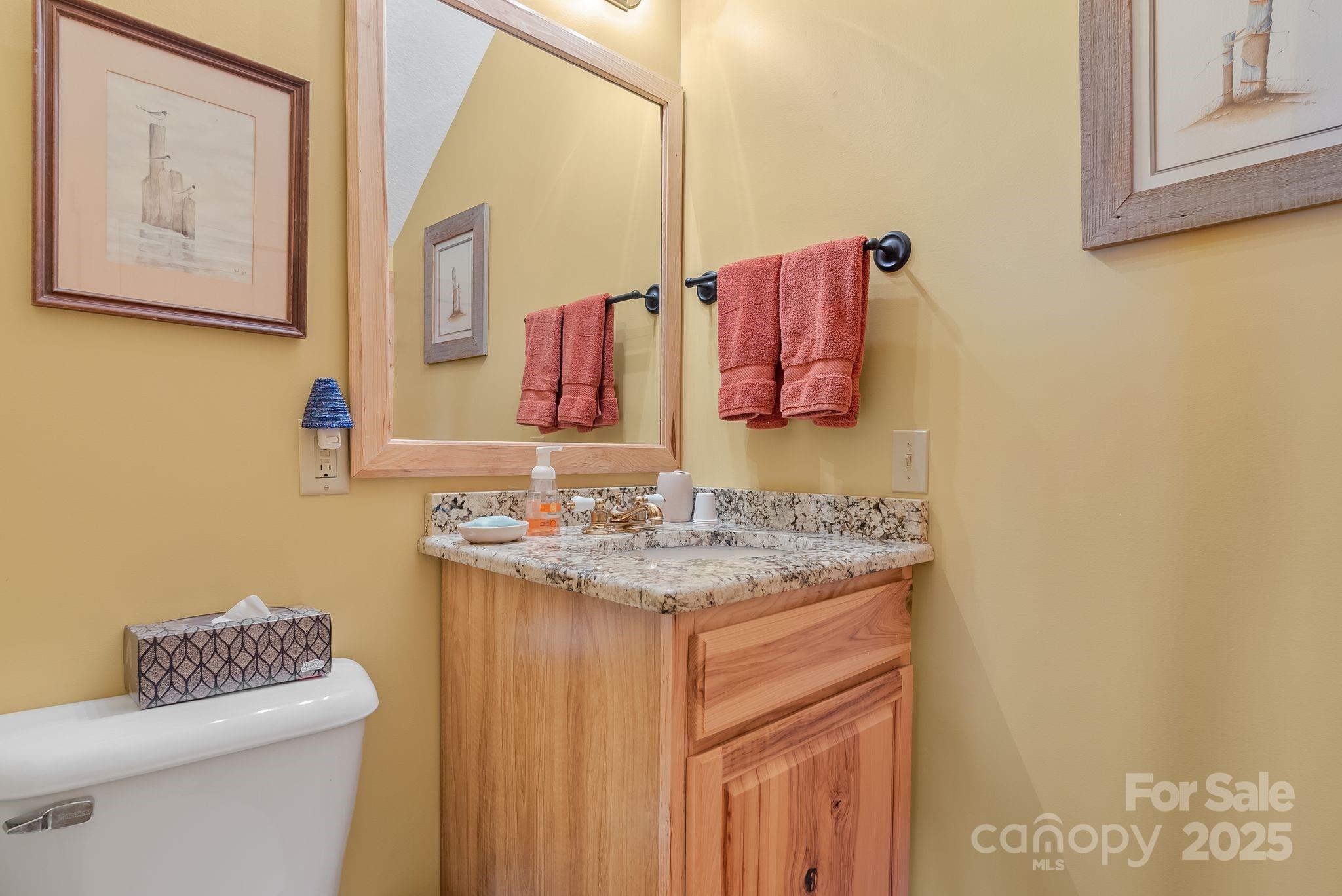 90 Forest Ridge Road — Burnsville