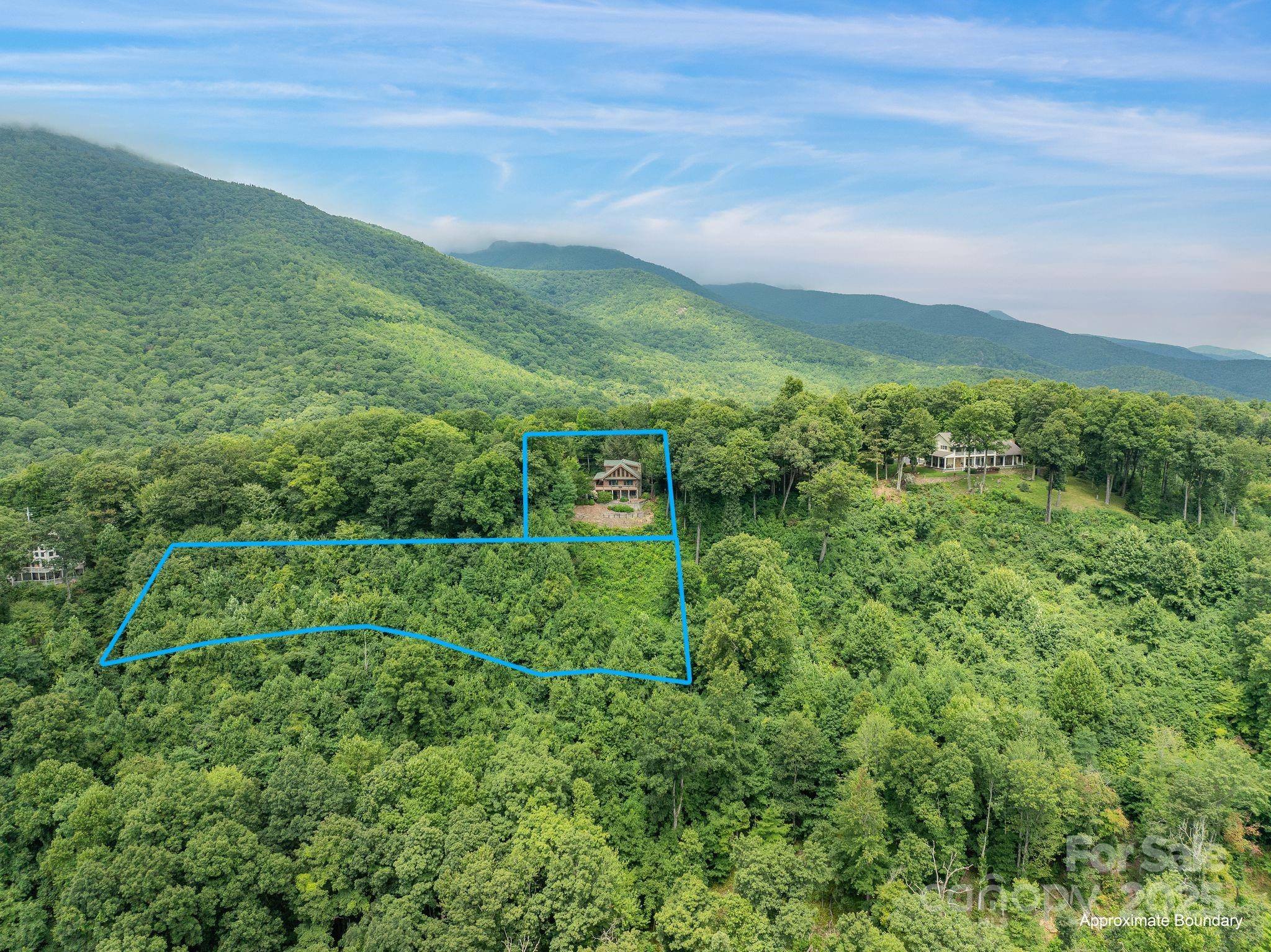 90 Forest Ridge Road — Burnsville
