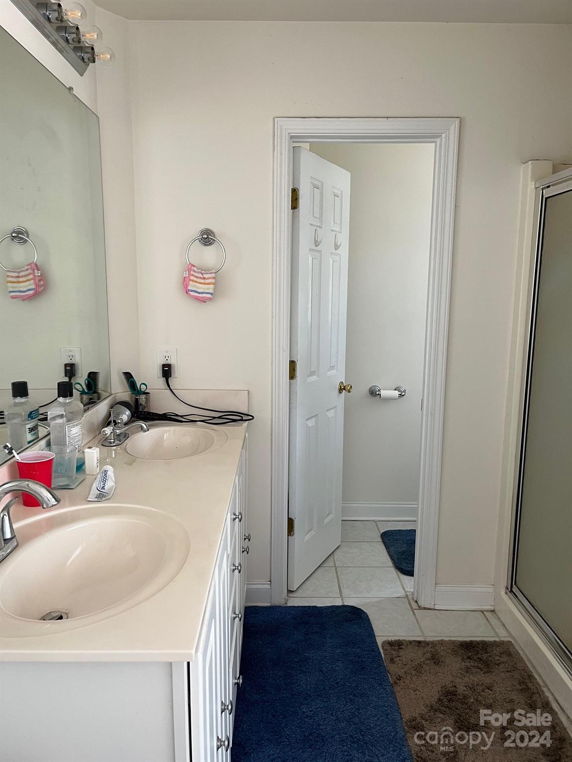 3329 Draper Avenue — Charlotte