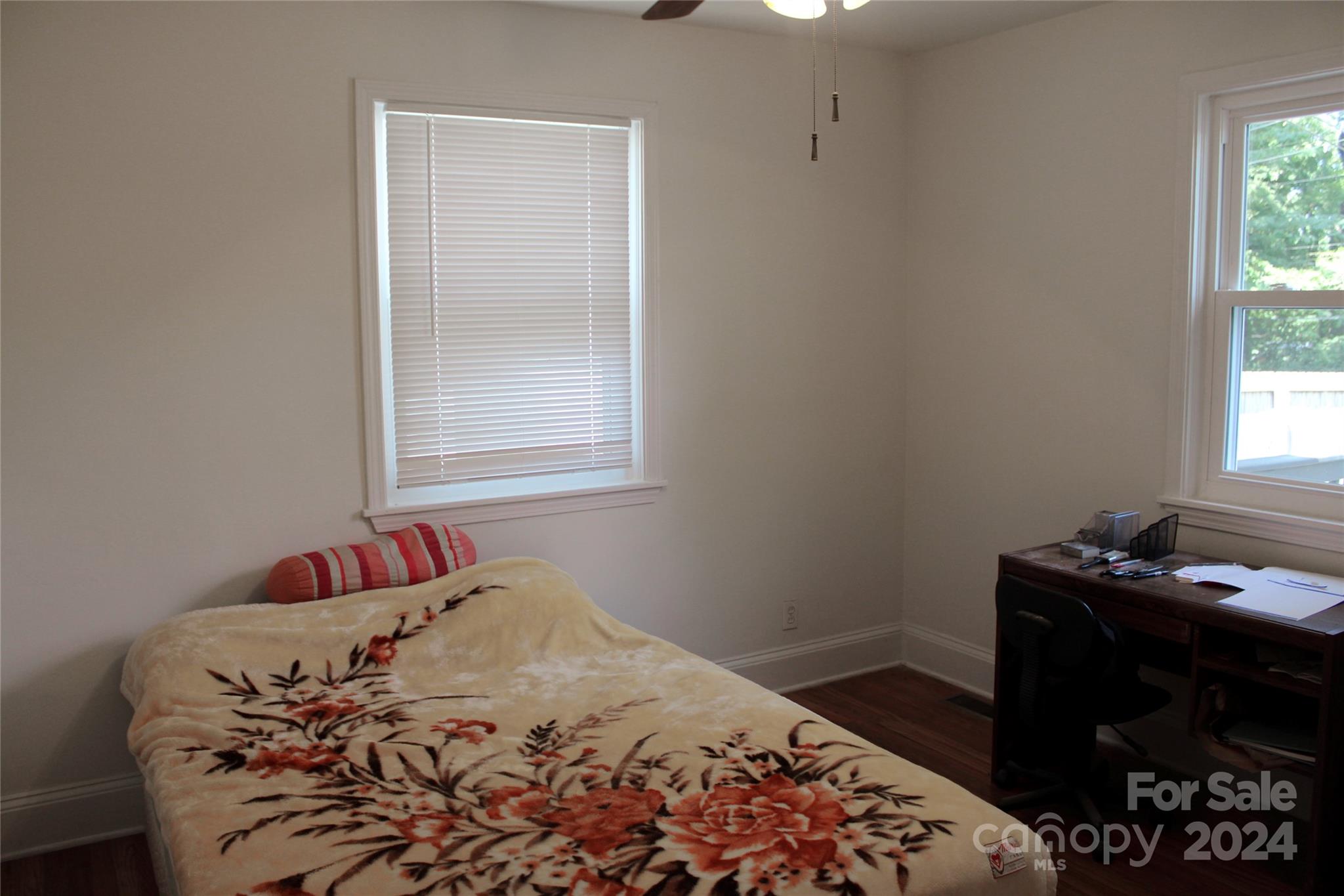 3329 Draper Avenue — Charlotte