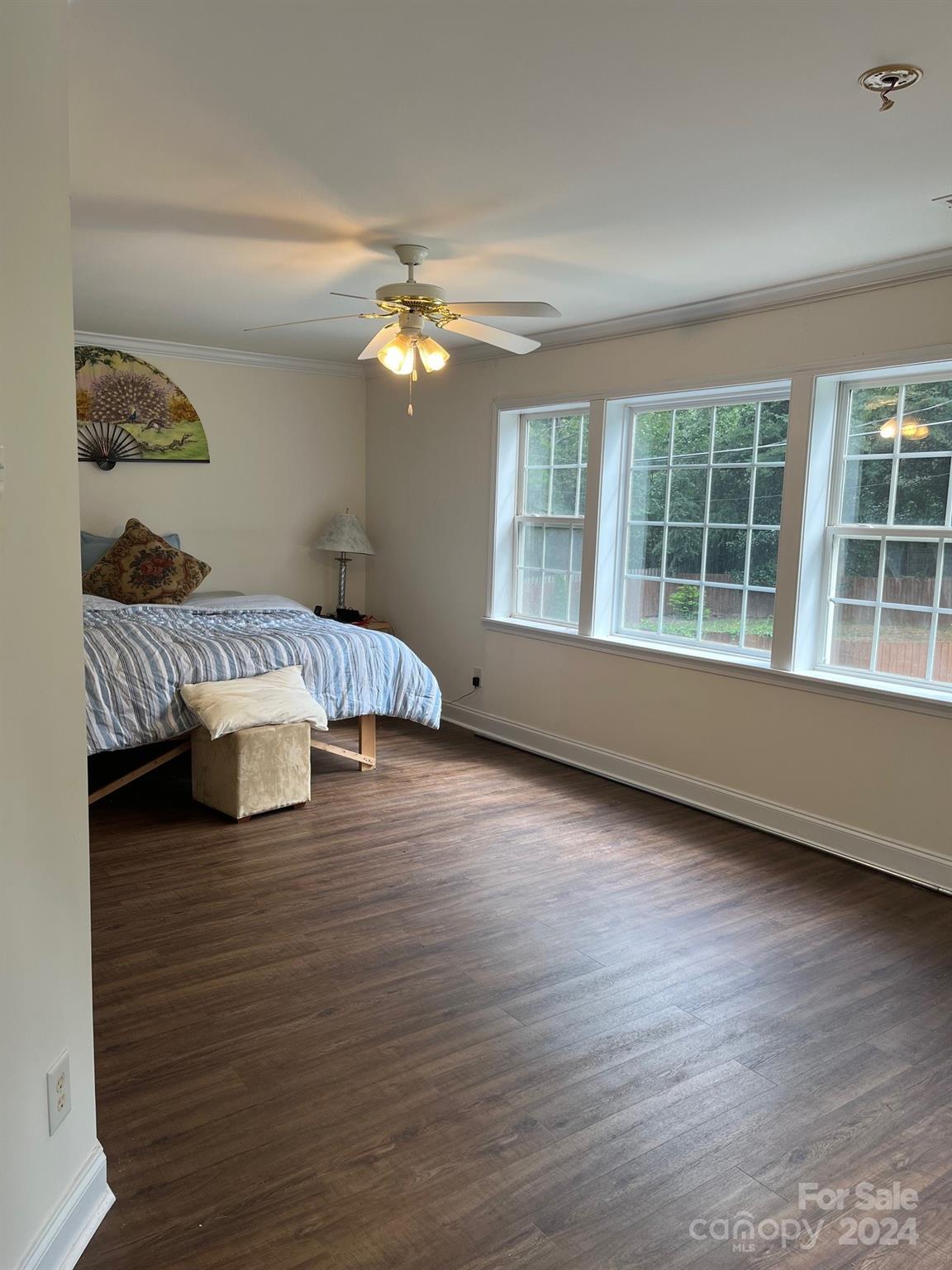 3329 Draper Avenue — Charlotte