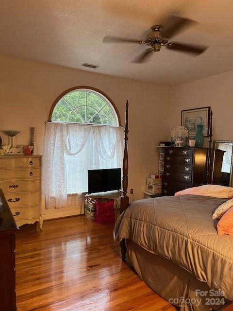 1240 Gaddy Road S — Nebo
