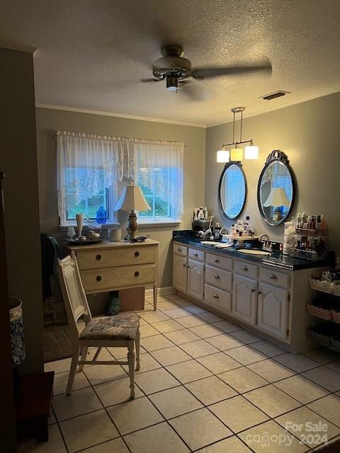1240 Gaddy Road S — Nebo
