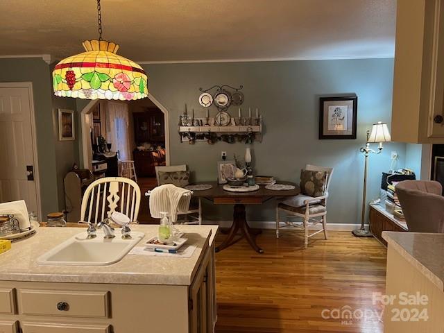 1240 Gaddy Road S — Nebo