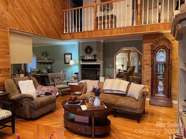 1240 Gaddy Road S — Nebo