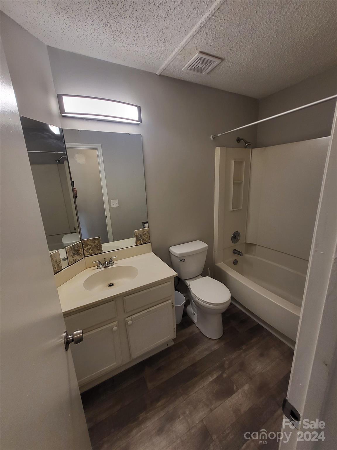 5720 Ebley Lane — Charlotte