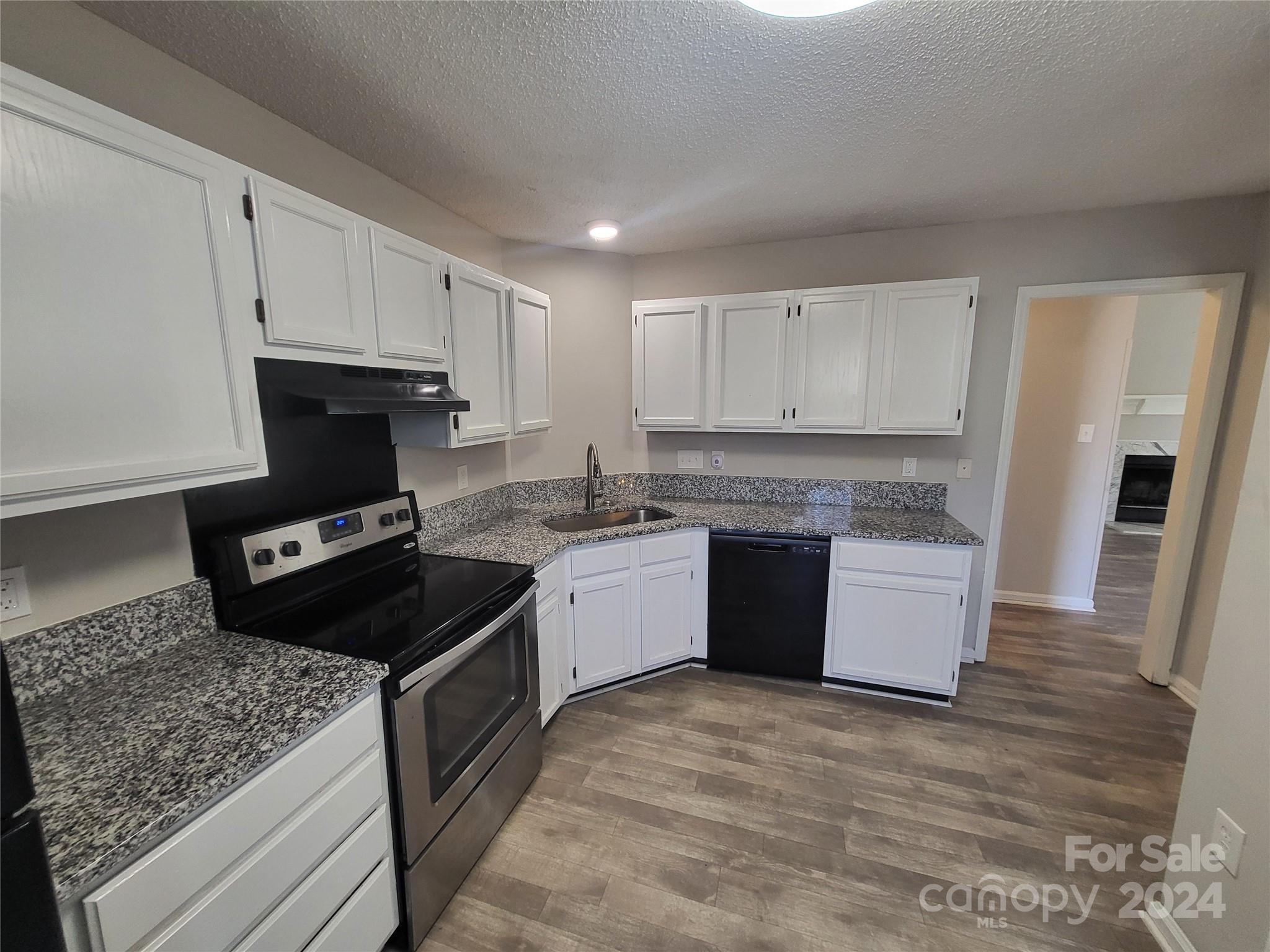 5720 Ebley Lane — Charlotte