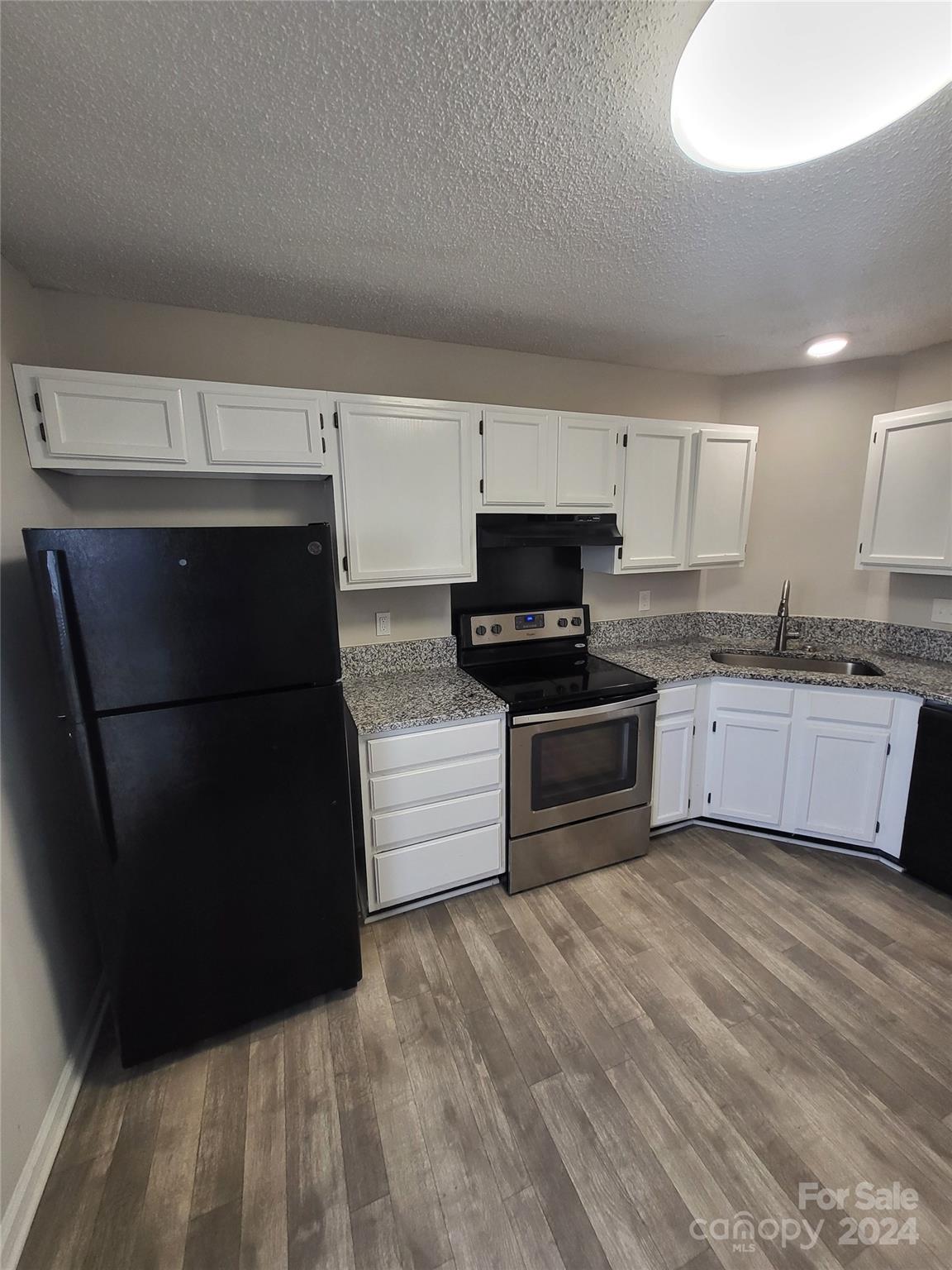 5720 Ebley Lane — Charlotte