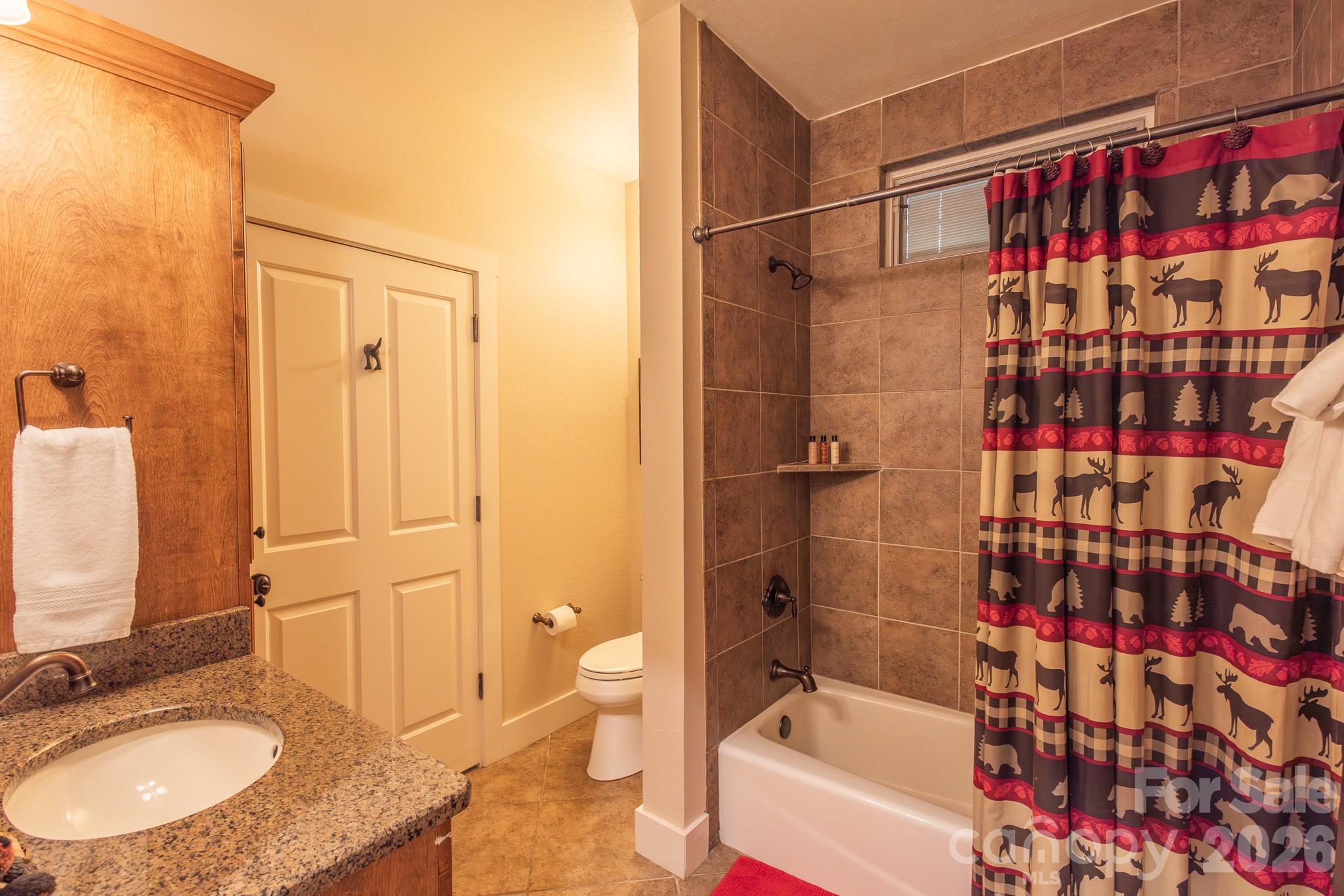150-2 Saddle Notch Lane — Tuckasegee