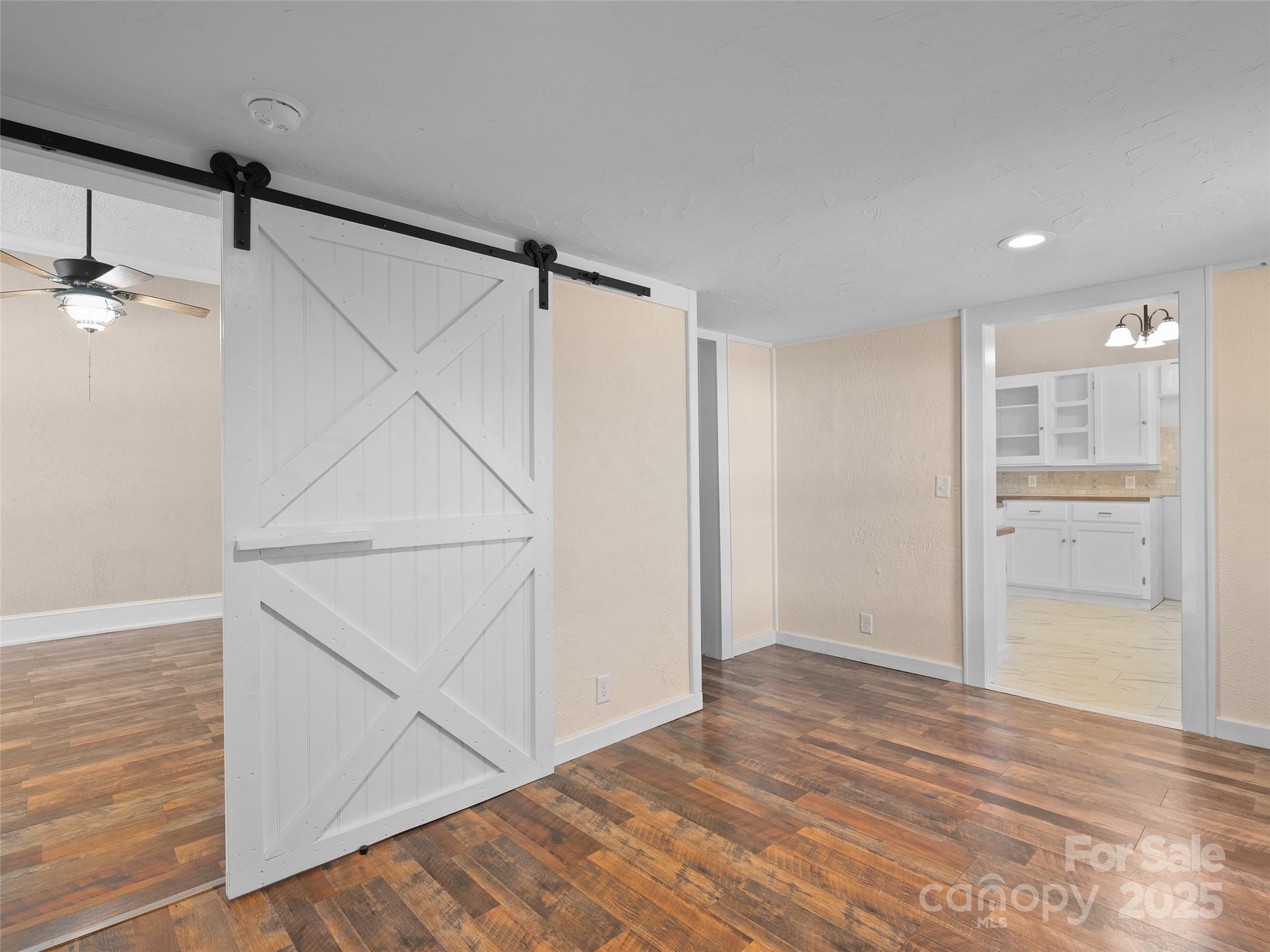 290 Killian Street — Waynesville