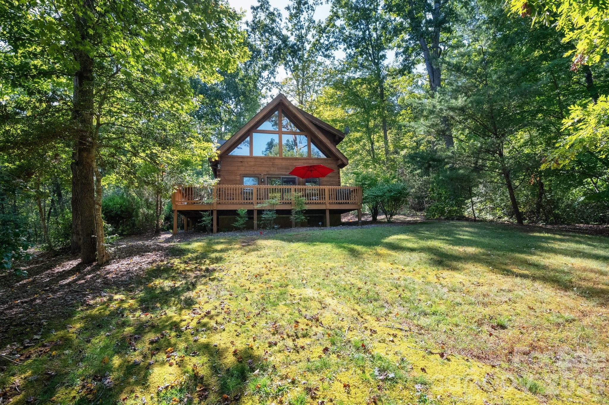 117 Laurel Lakes Parkway — Lake Lure