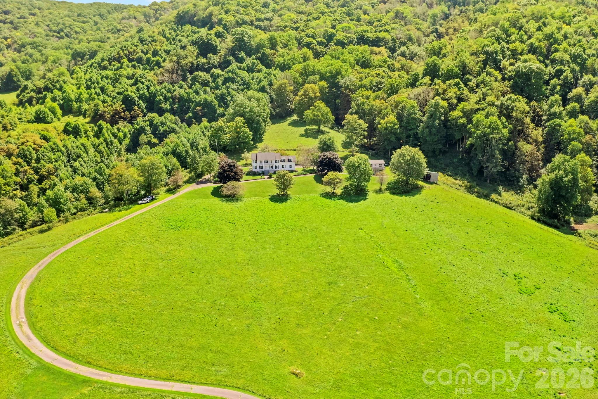 840 Ed Williams Road — Zionville