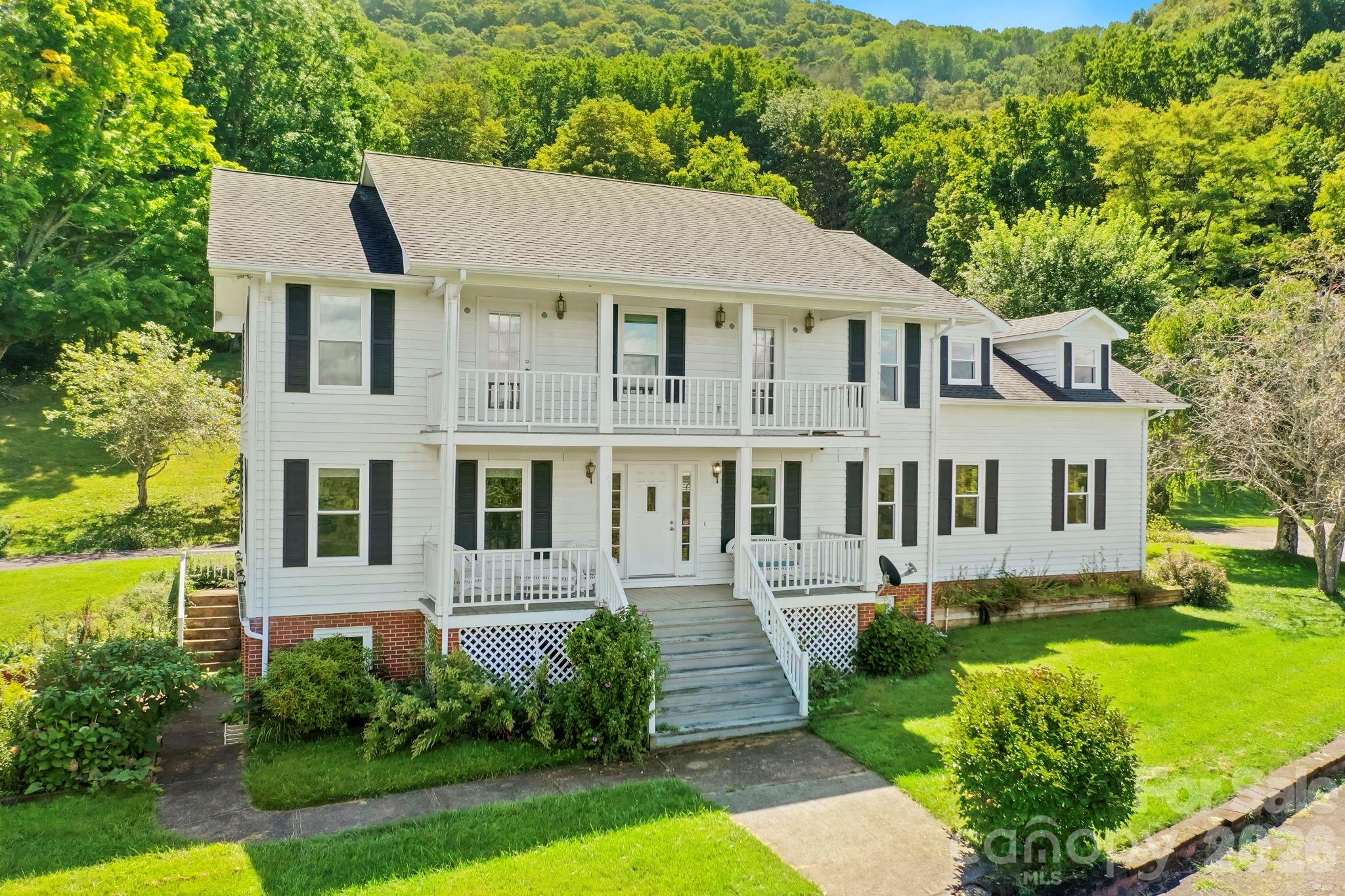 840 Ed Williams Road — Zionville