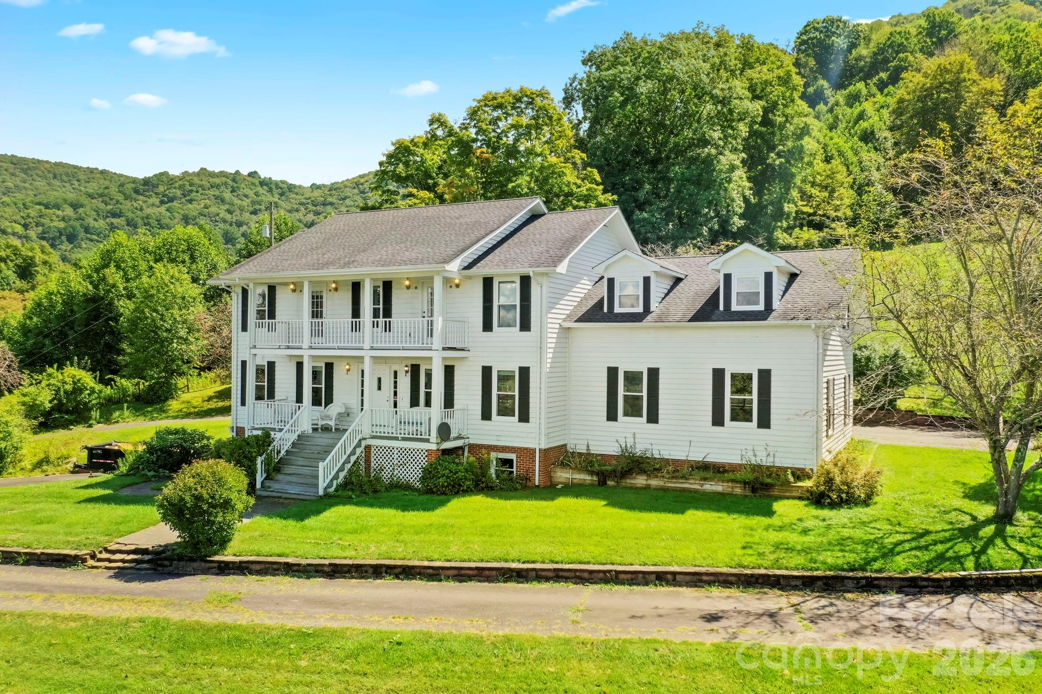 840 Ed Williams Road — Zionville