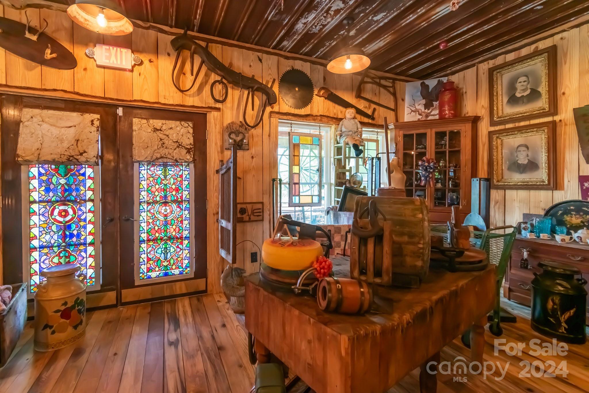 5067 E Dixon Boulevard — Kings Mountain