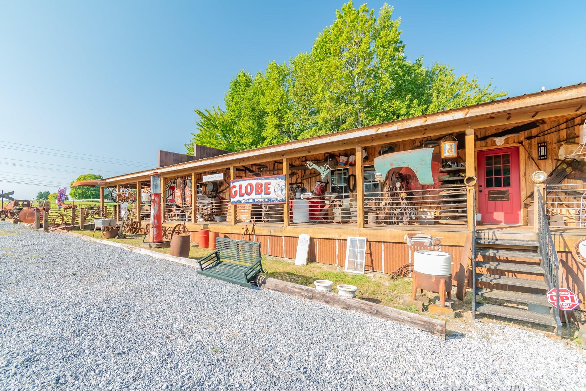 5067 E Dixon Boulevard — Kings Mountain