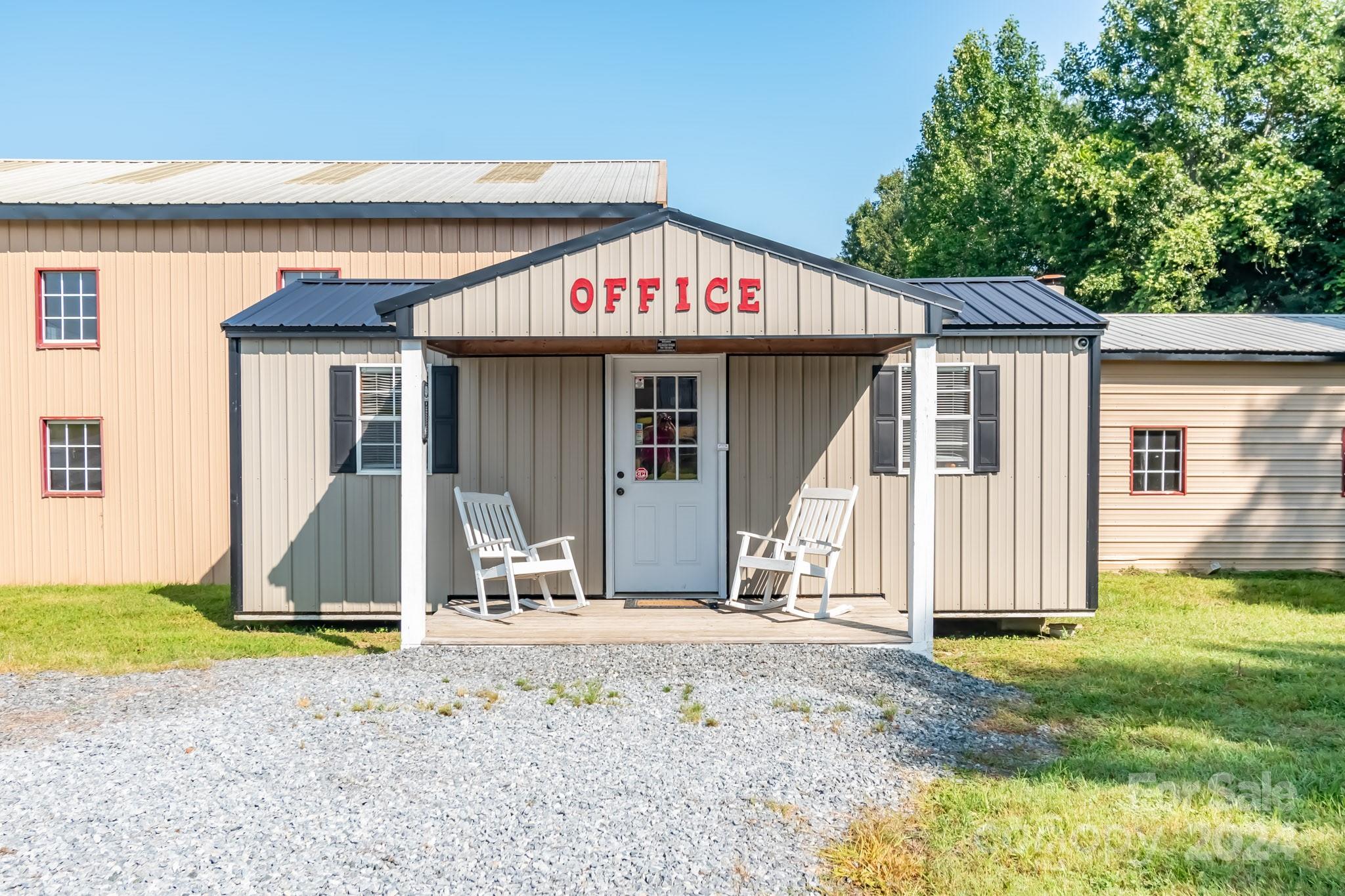 5067 E Dixon Boulevard — Kings Mountain