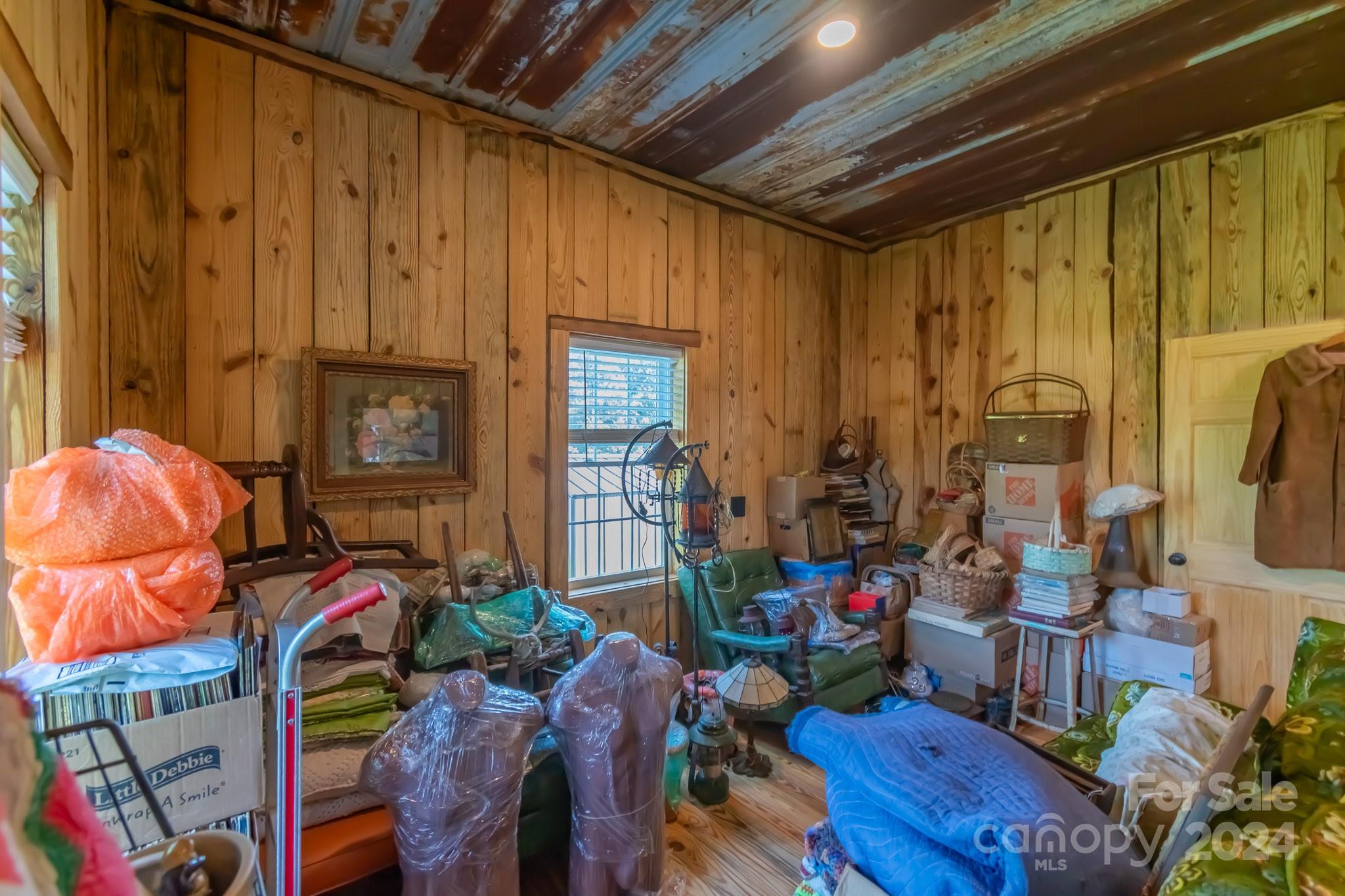 5067 E Dixon Boulevard — Kings Mountain