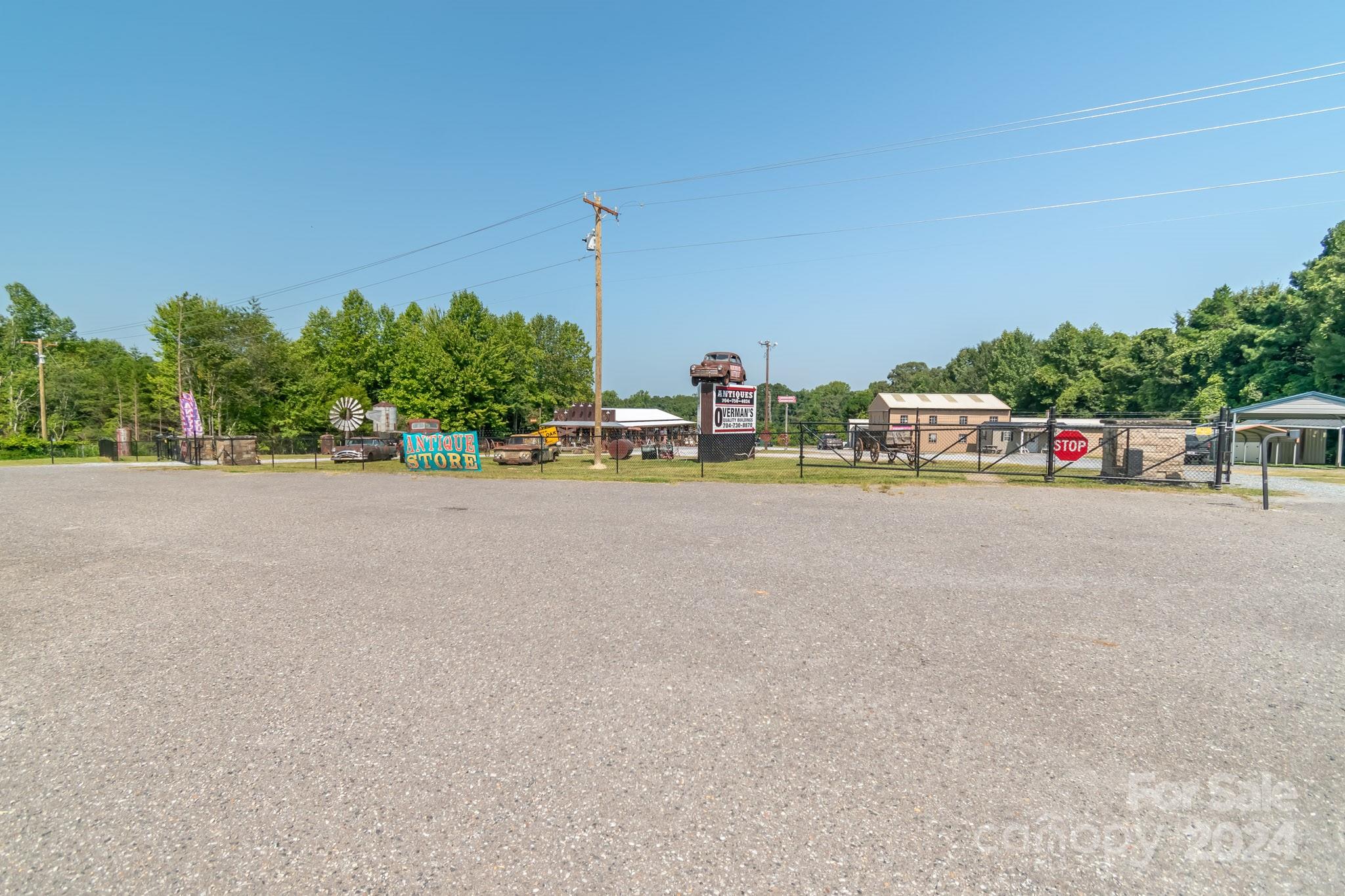 5067 E Dixon Boulevard — Kings Mountain