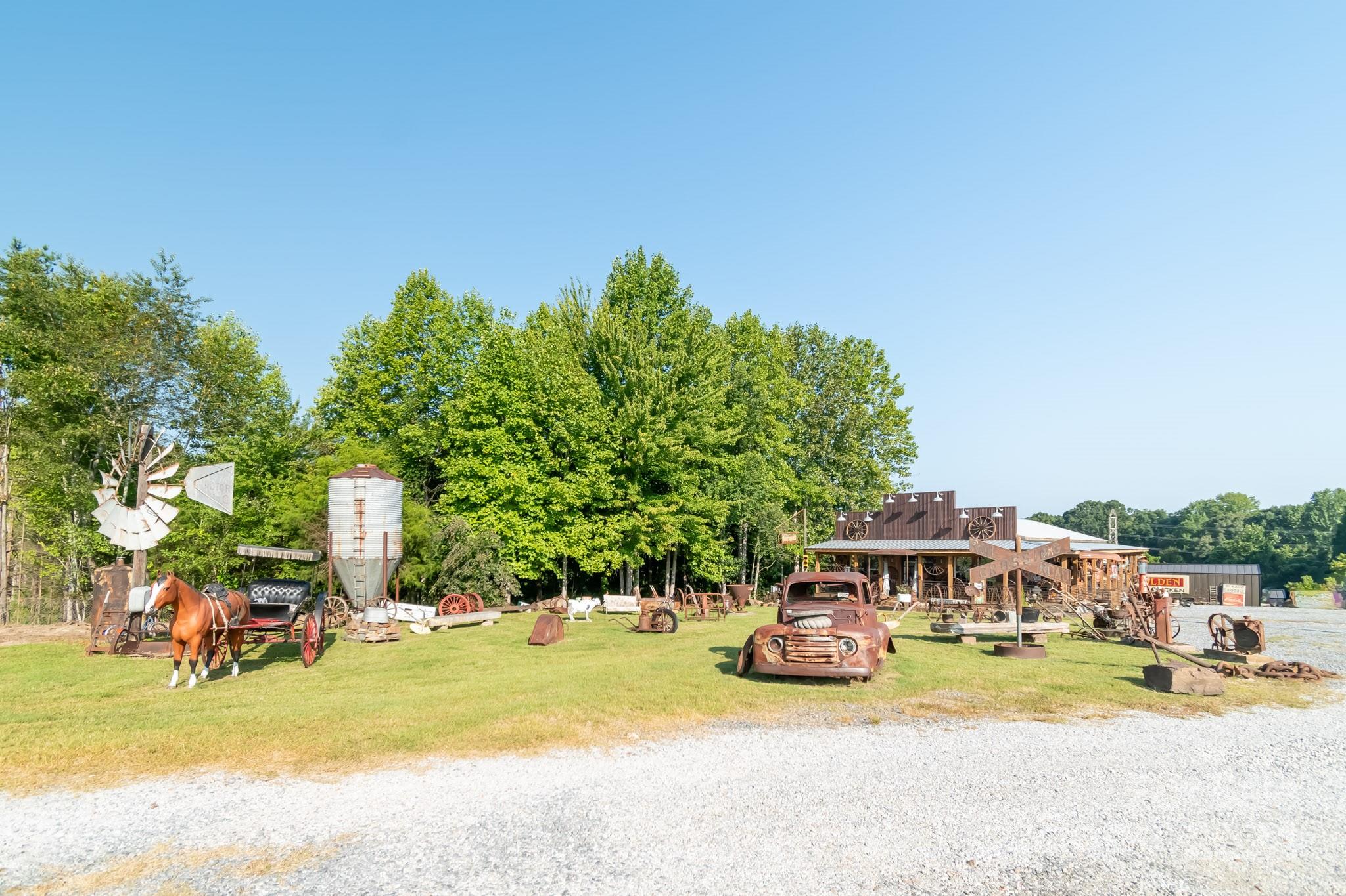 5067 E Dixon Boulevard — Kings Mountain