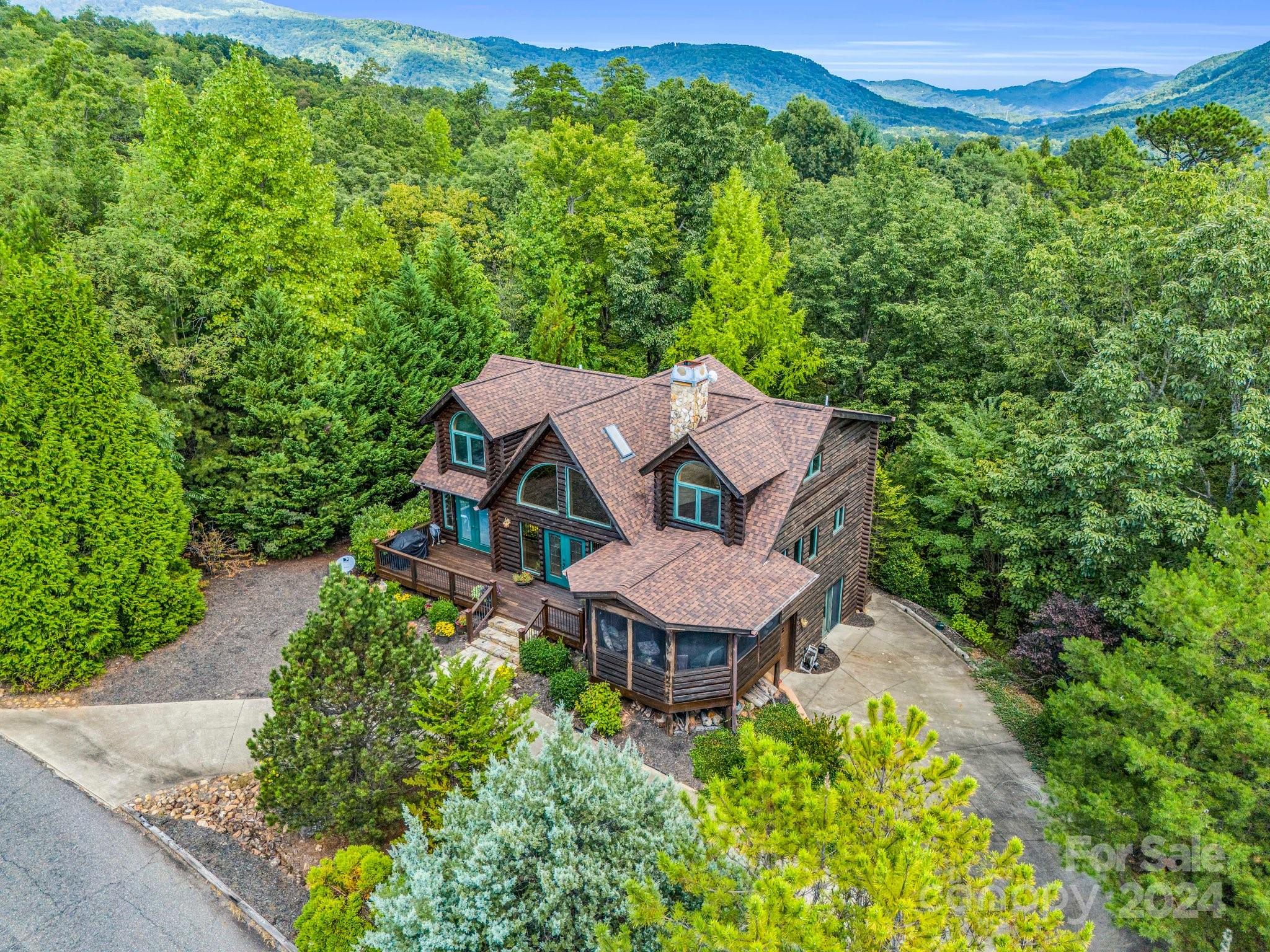 181 Highland Heights — Lake Lure