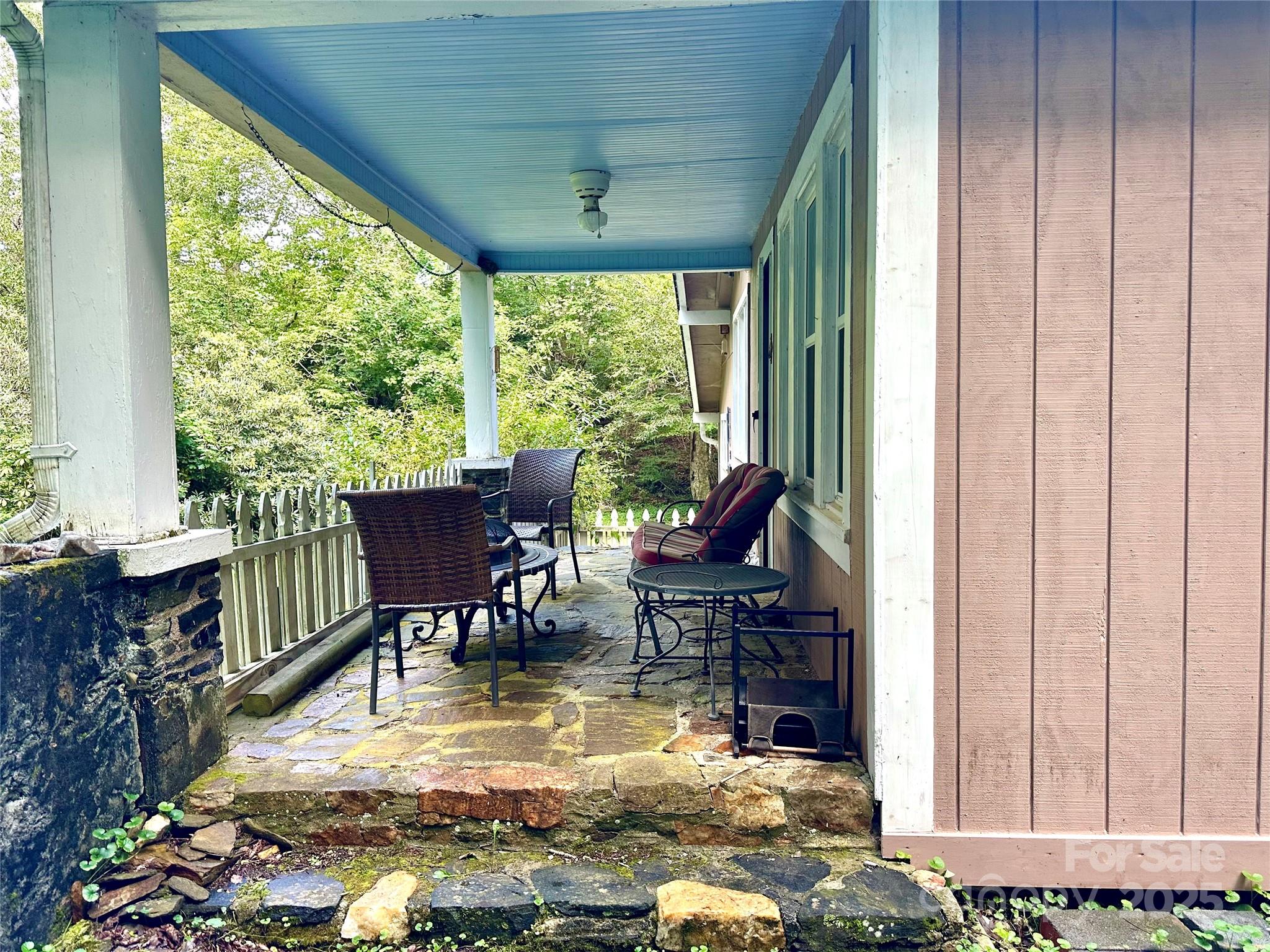 46 Tree Farm Road — Spruce Pine