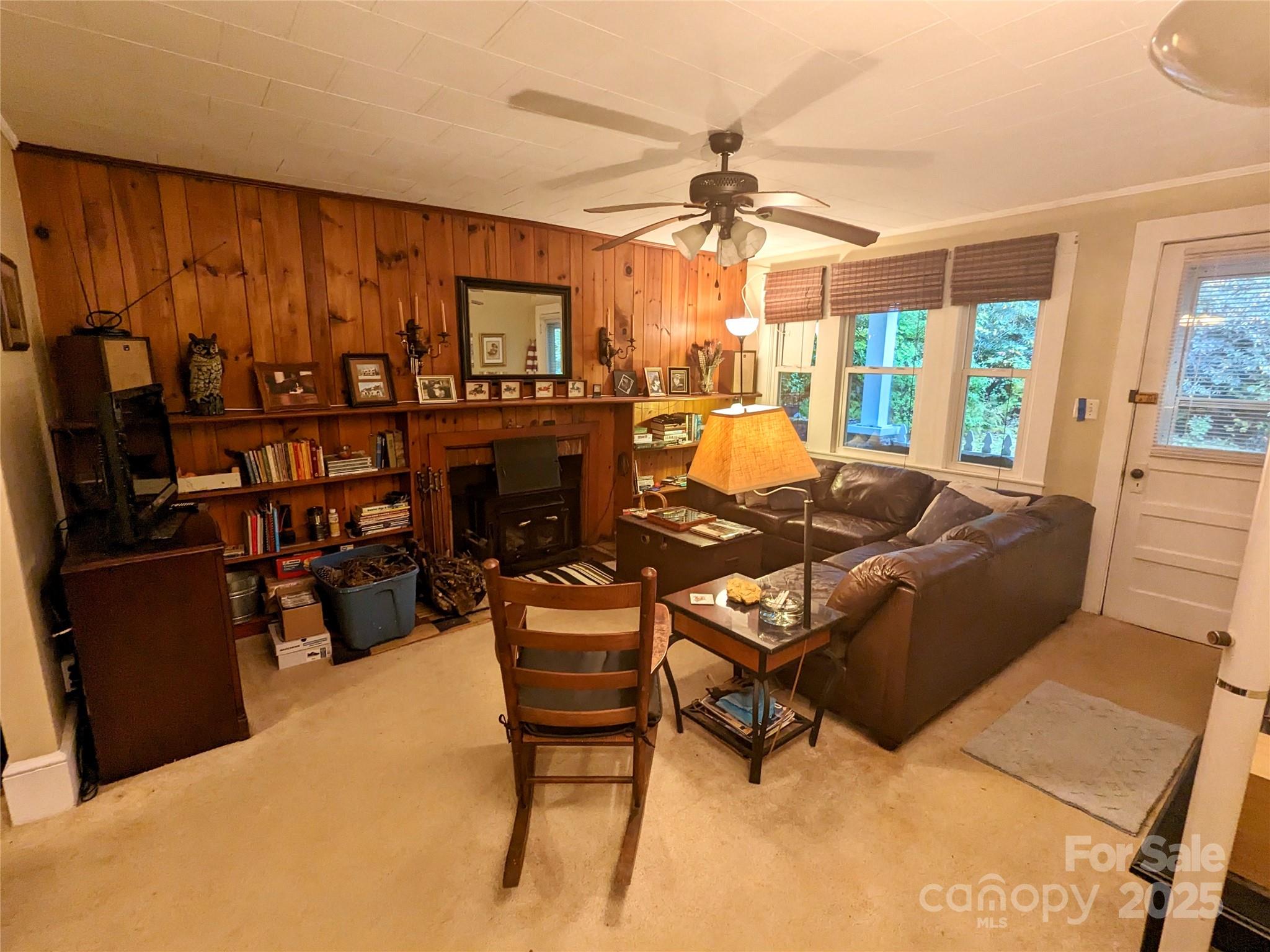 46 Tree Farm Road — Spruce Pine