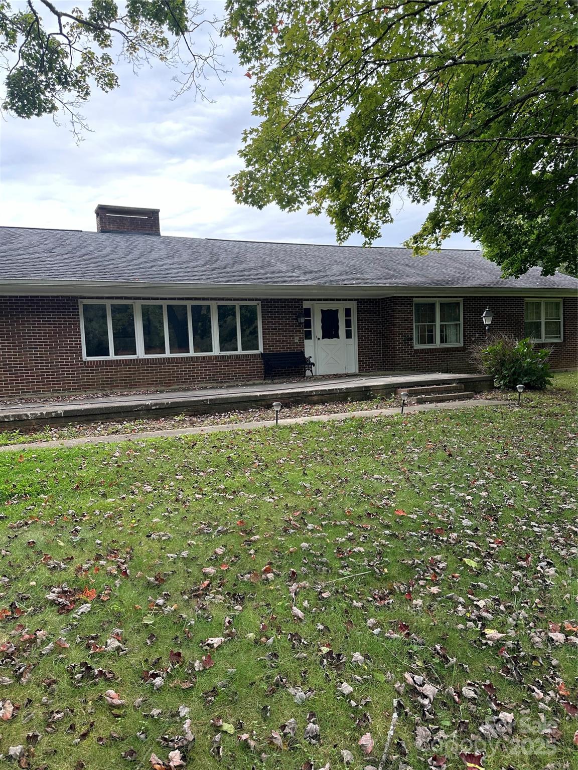 112 and 154 Merri Drive — Hendersonville