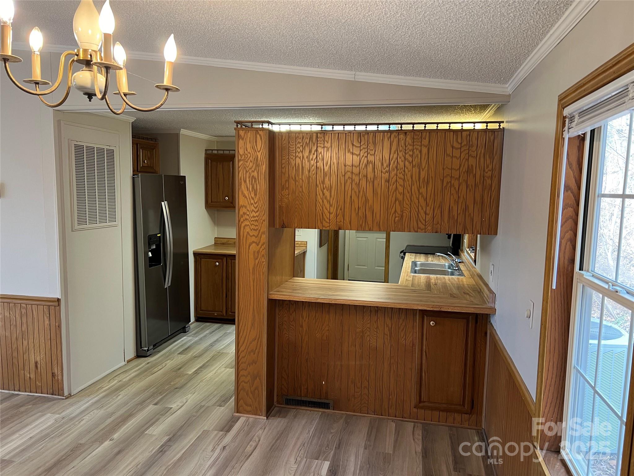 112 and 154 Merri Drive — Hendersonville