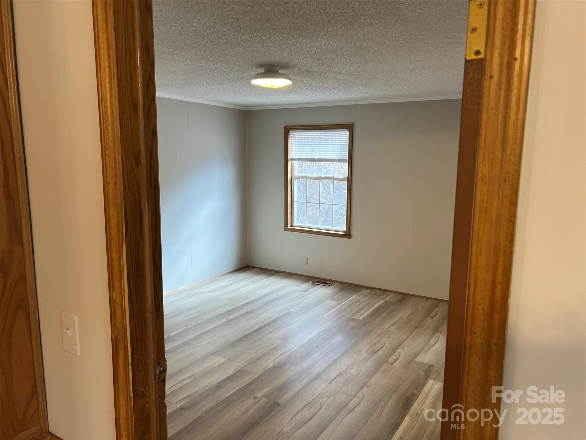 112 and 154 Merri Drive — Hendersonville