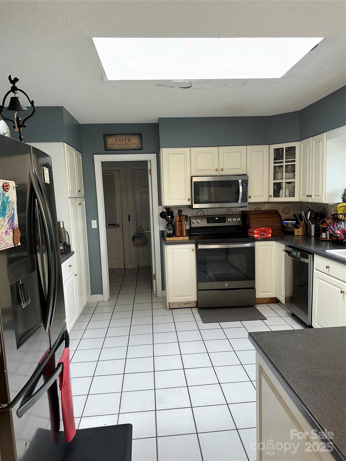 112 and 154 Merri Drive — Hendersonville