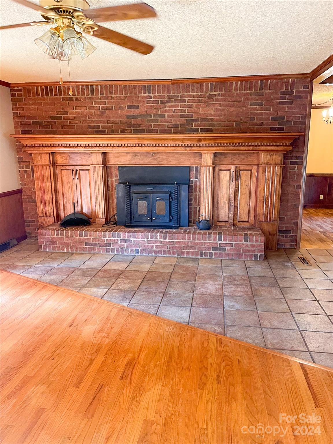 1610 Sierra Road — York