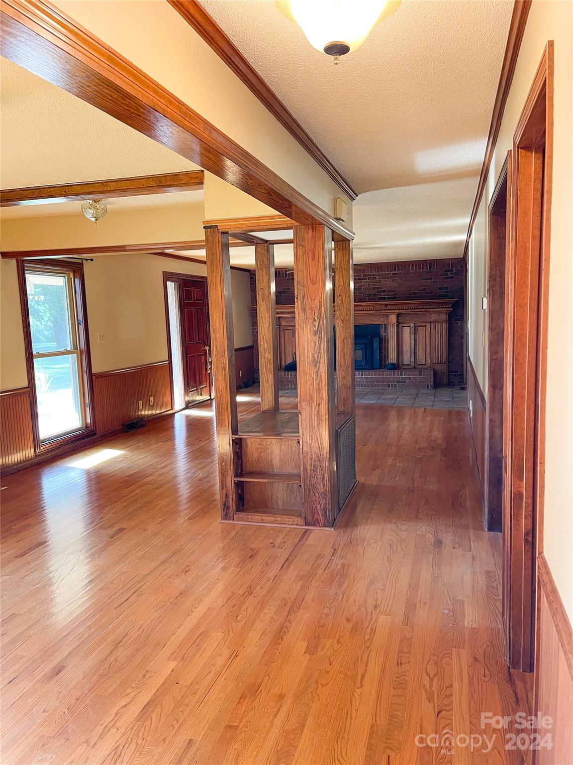 1610 Sierra Road — York