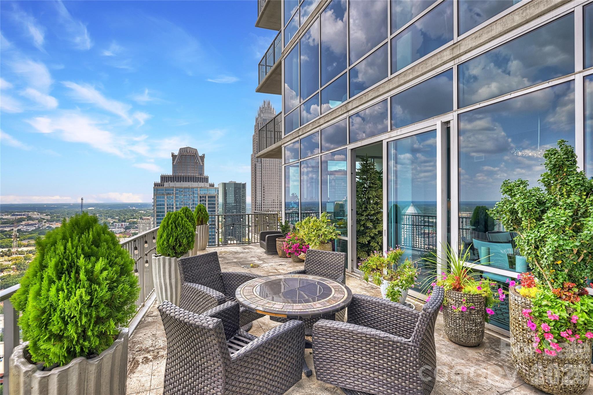 215 N Pine Street #3705 — Charlotte
