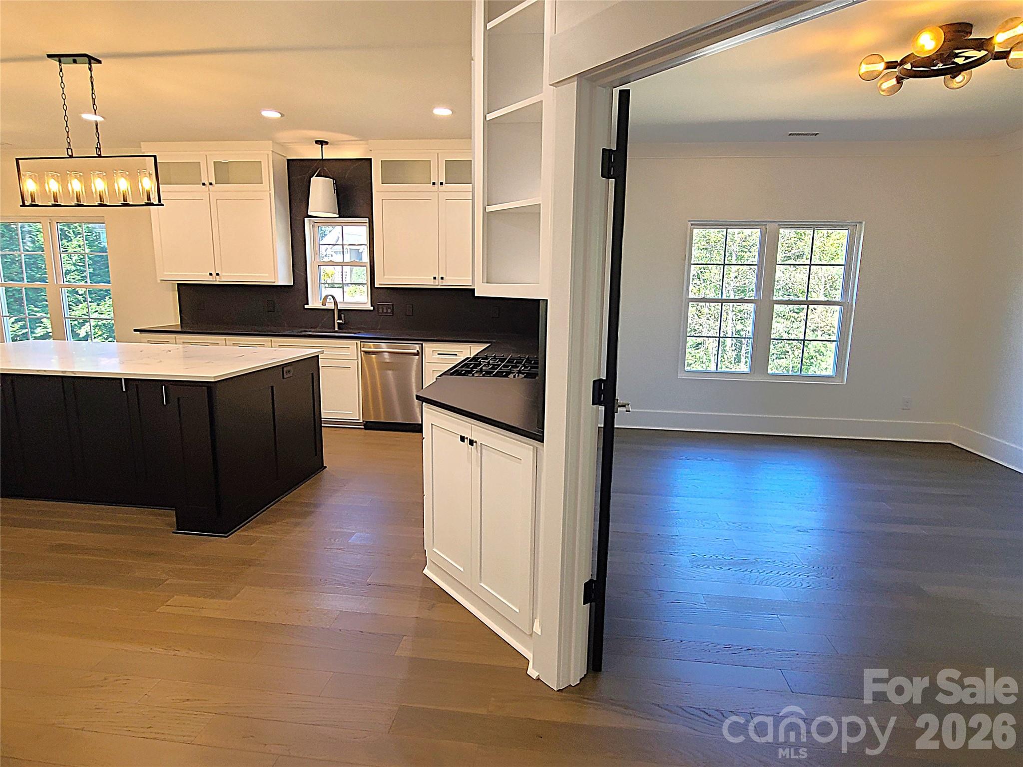444 19th Avenue Circle NW — Hickory